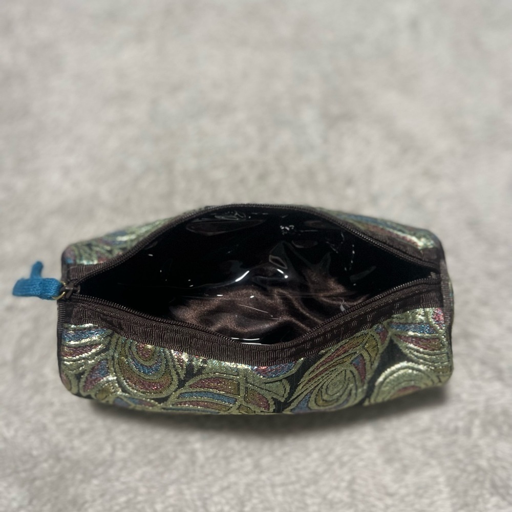 Stephanie Johnson Clutch - Picture 6 of 7